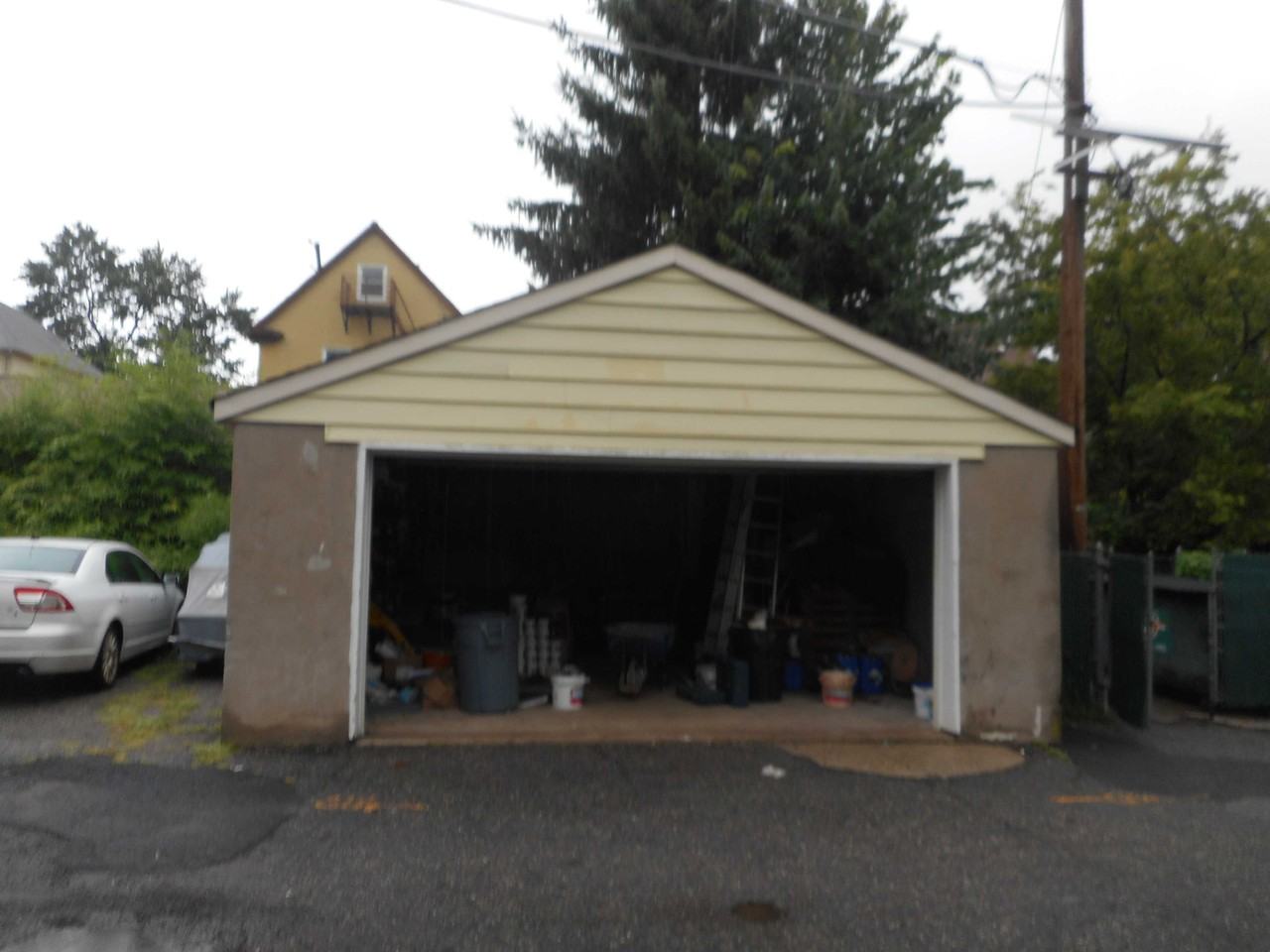 2 Westervelt Pl - Photo 3 of 4