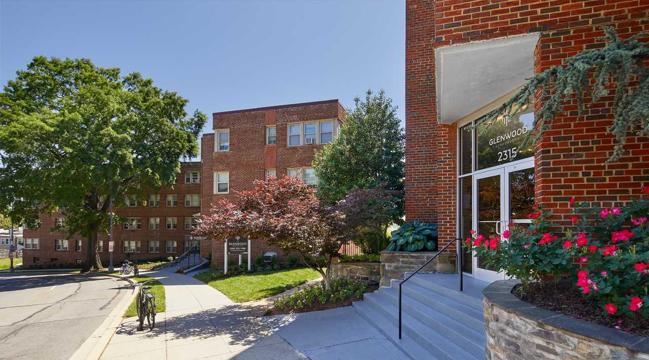 Glenwood Apartments - Photo 2 of 21