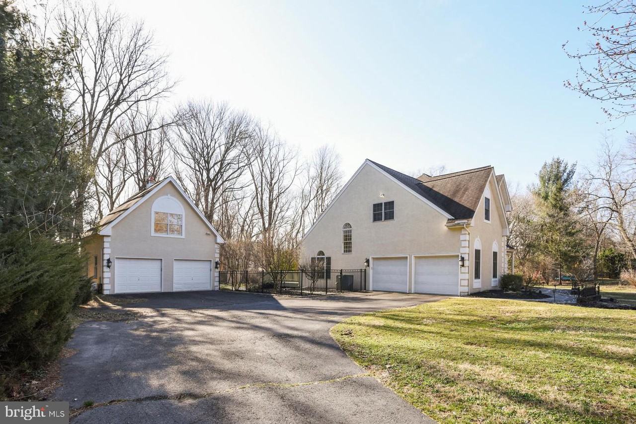 514 Penllyn Pike - Photo 3 of 44