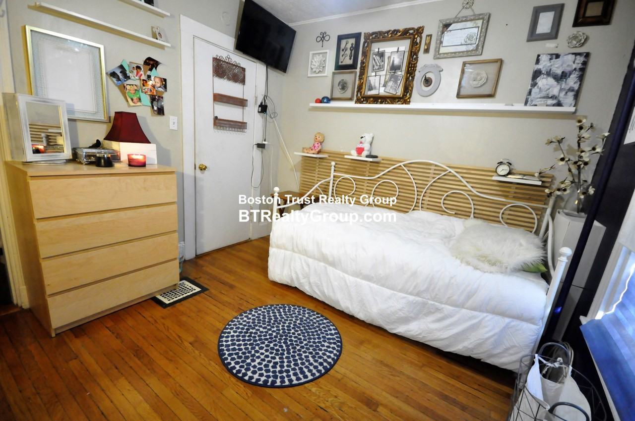 57 Rexford St #1 - Photo 2 of 17