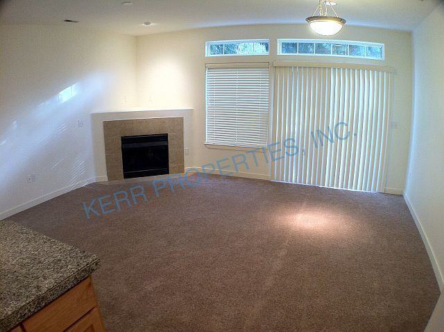 252 Sw Eleven Mile Ave - Photo 2 of 16