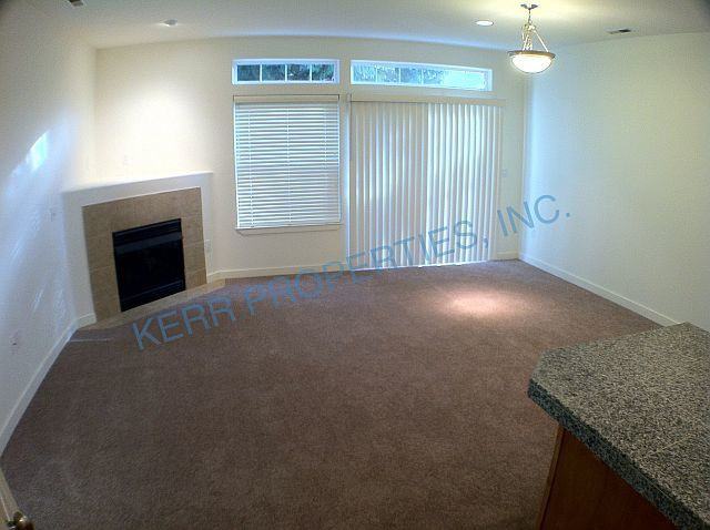 252 Sw Eleven Mile Ave - Photo 3 of 16