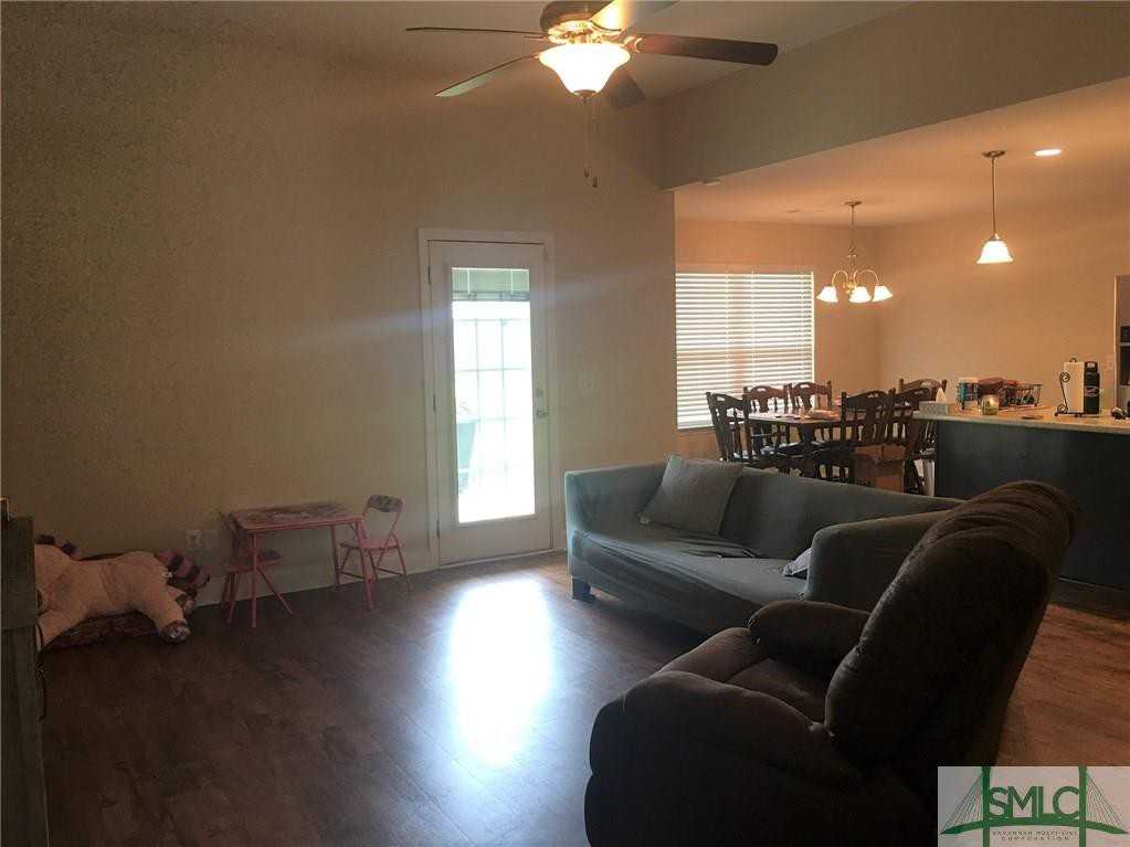 110 Bonnie Circle - Photo 2 of 16