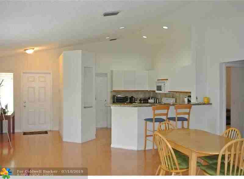 4290 Mahogany Ridge Dr - Photo 3 of 14