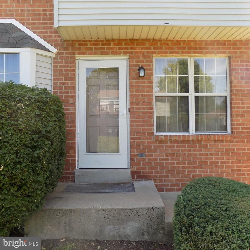 1031 Northridge Dr - Photo 3 of 24