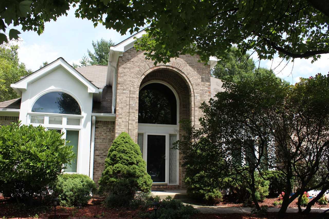 14125 Warbler Way N - Photo 2 of 37