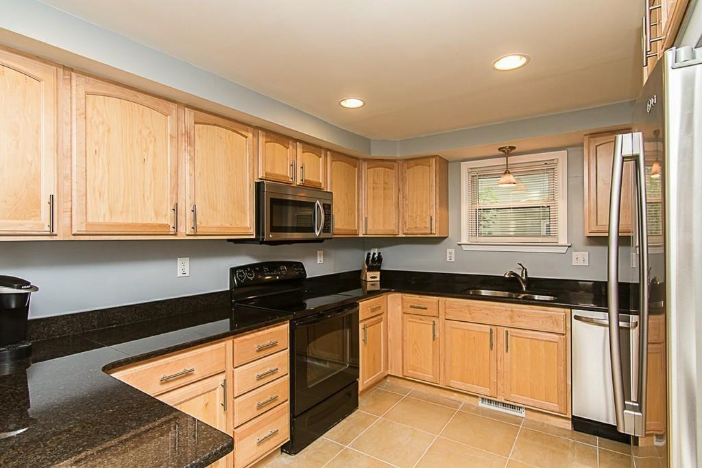 24 Marconi Rd - Photo 3 of 6