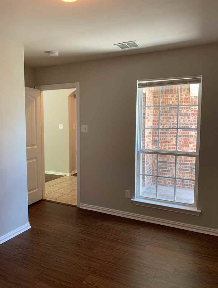 278 Meadowcrest Dr - Photo 3 of 18