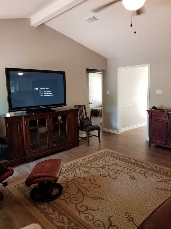 2000 Ridgewood - Photo 3 of 36