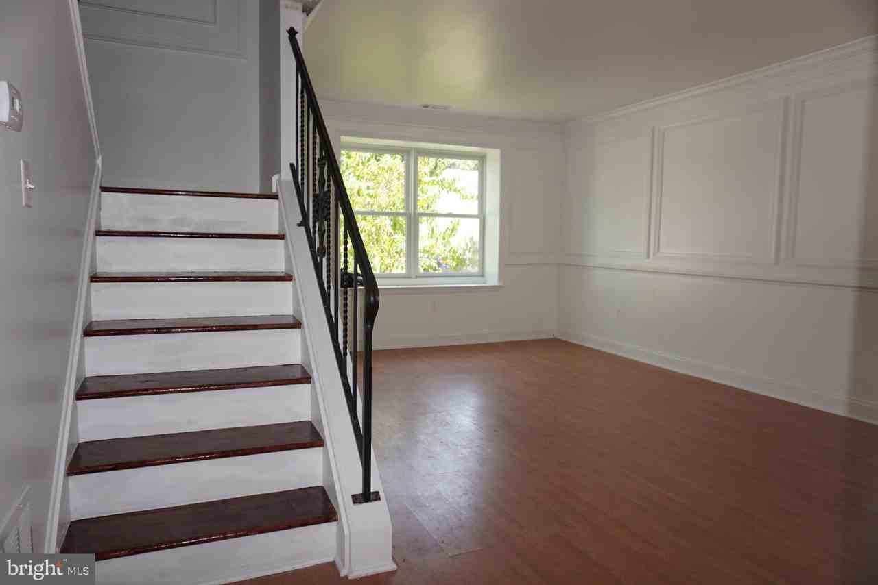 7 Hamal Court - Photo 3 of 12