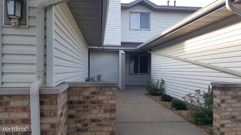 1340 68th Ln N - Photo 2 of 19