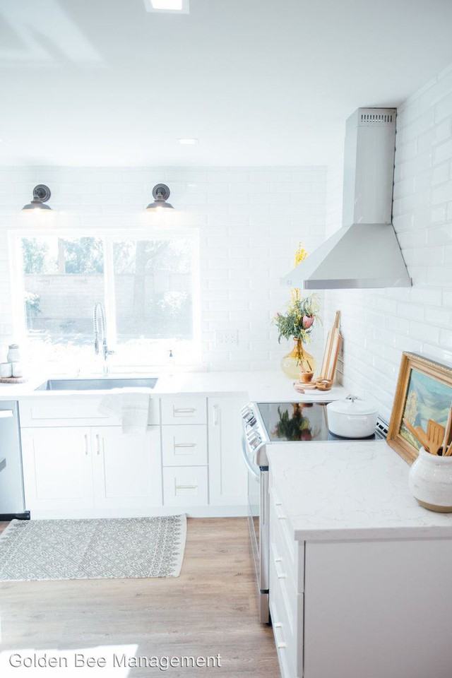 21143 Vía Presidio - Photo 2 of 16