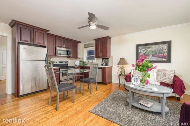 970 Oak St - Photo 2 of 12