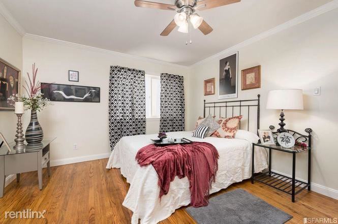 970 Oak St - Photo 3 of 12