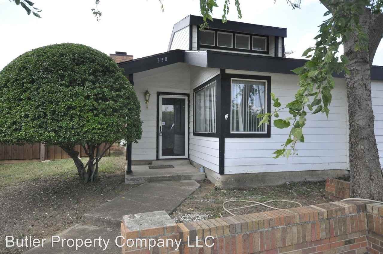 328-332 W Corporate Dr - Photo 2 of 17