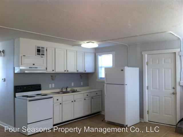 109 Spruce St - Photo 2 of 28