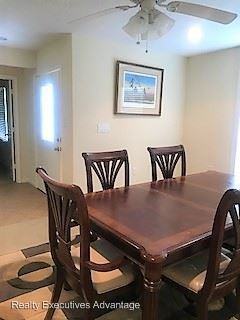 2510 Cedar St - Photo 2 of 9
