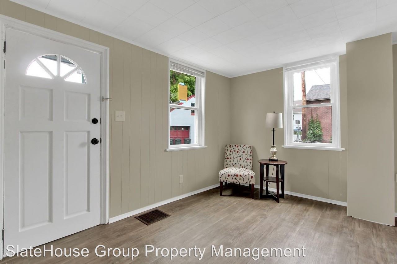 25 Girard Ave - Photo 3 of 29