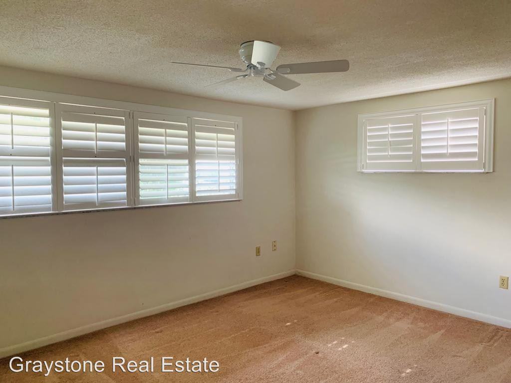 7301 Moravian Dr - Photo 2 of 13