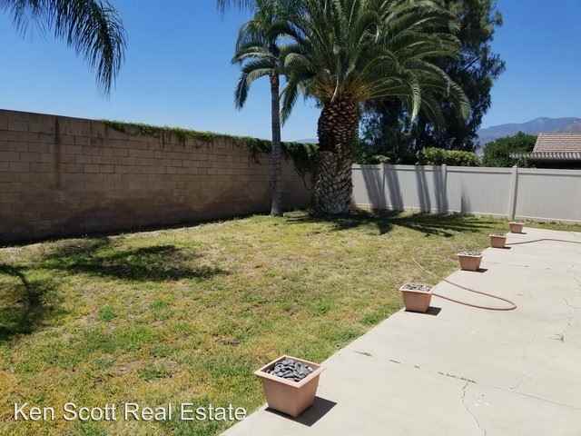 7600 Dunkirk Ave - Photo 2 of 12