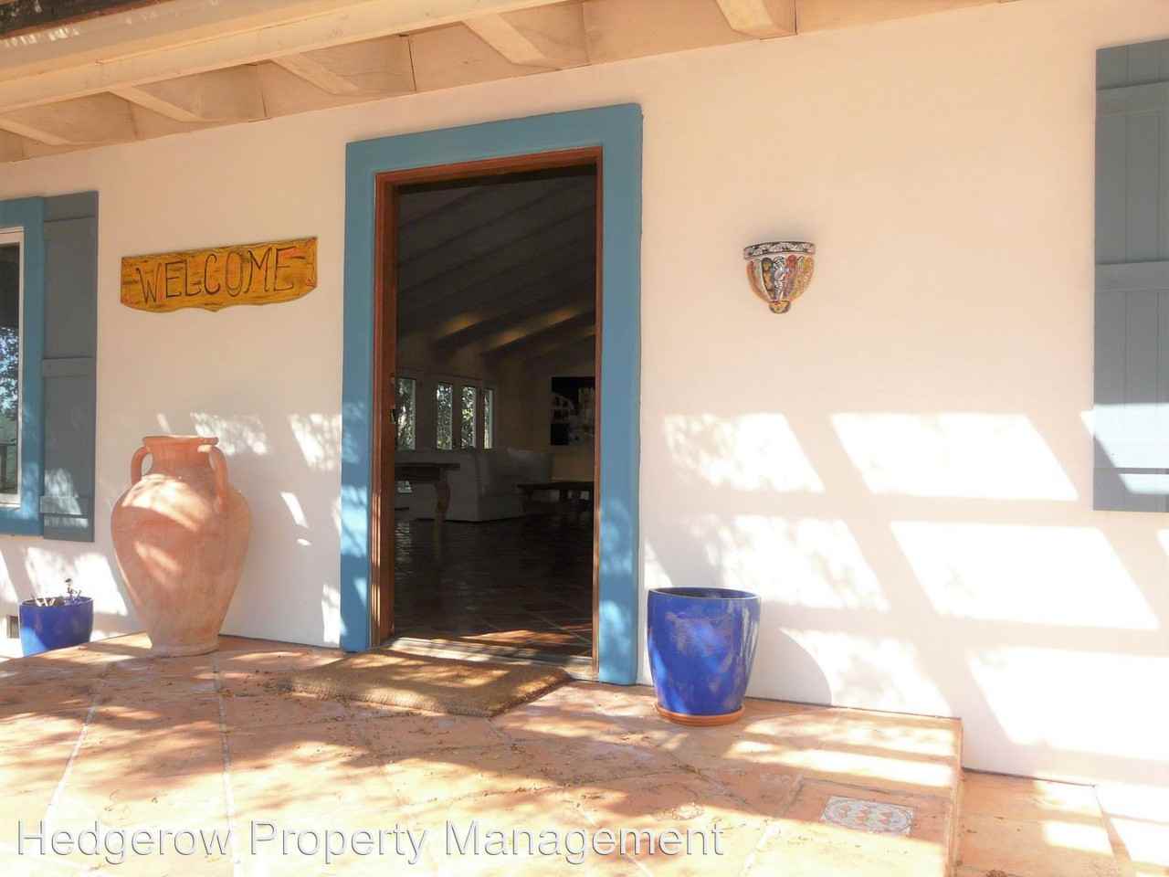 9 Greenfield Way - Photo 2 of 33