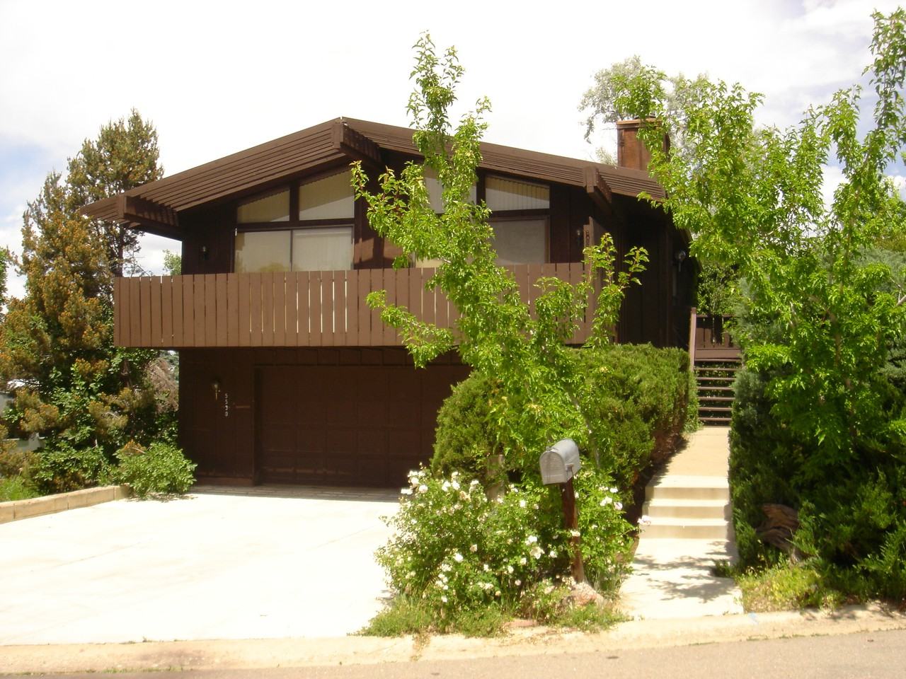 5530 Colt Dr - Photo 3 of 6