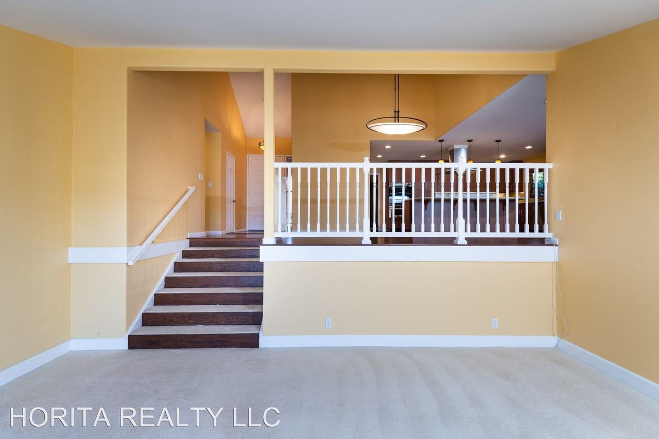 98-1039 Kaonohi St - Photo 2 of 32