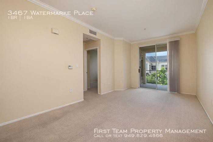 3467 WATERMARKE Pl - Photo 3 of 23