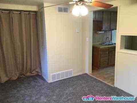 24130 4th Ave - Photo 3 of 17