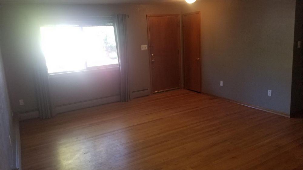 7634 Newland St - Photo 3 of 10