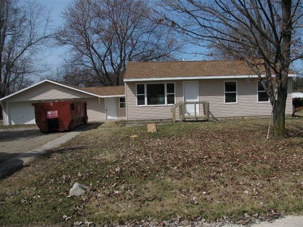 1731 N Lapeer Rd - Photo 2 of 10