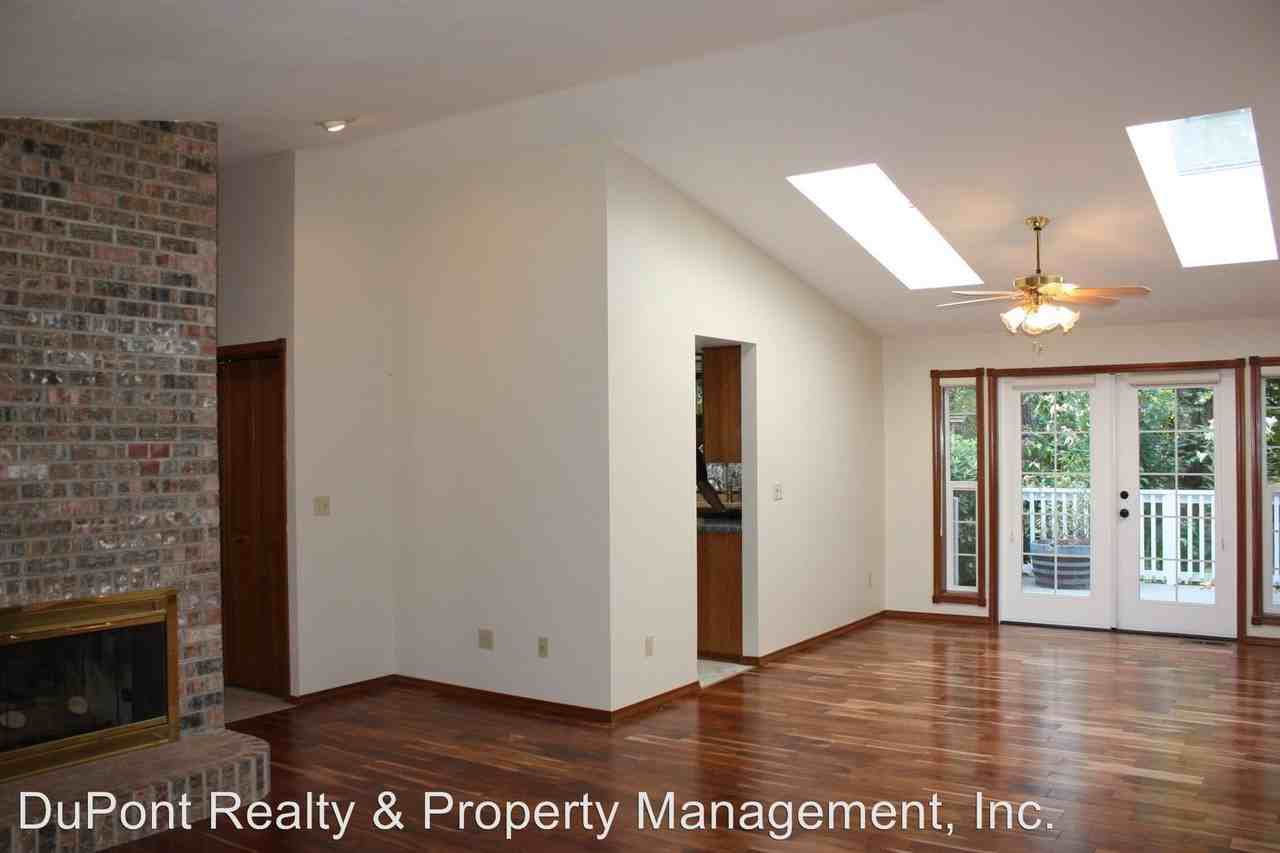 7103 Lavista Dr SW - Photo 3 of 12