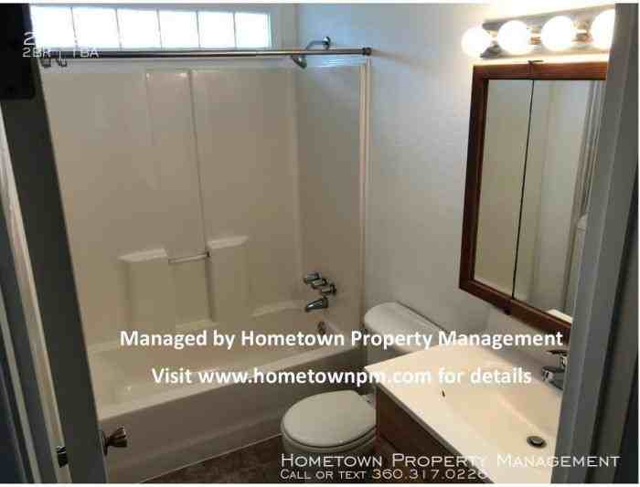 2102 18th Ave SE - Photo 3 of 26