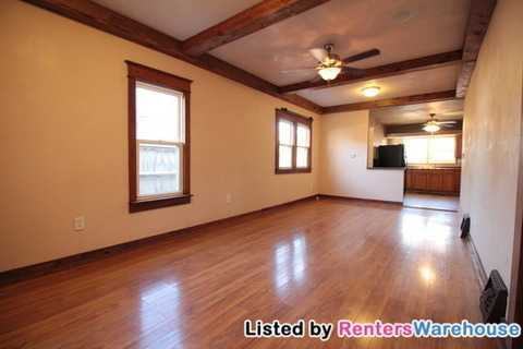 2053 Des Moines St - Photo 3 of 15