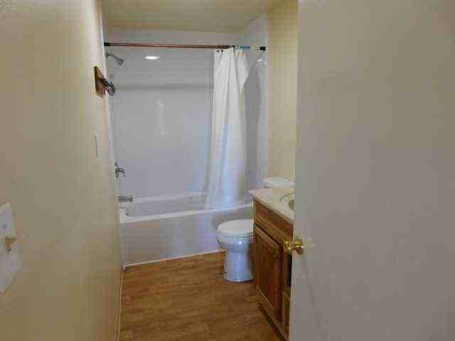 3607 June Ave NE - Photo 3 of 7