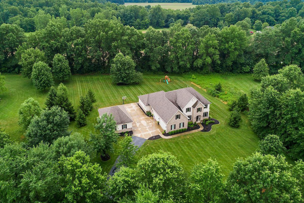 10400 Sage Creek Dr - Photo 3 of 50