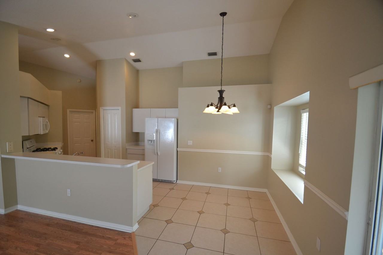 2402 Cattleman Dr - Photo 3 of 14