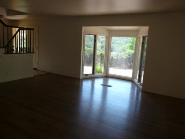 4010 Woodside Ct - Photo 3 of 12