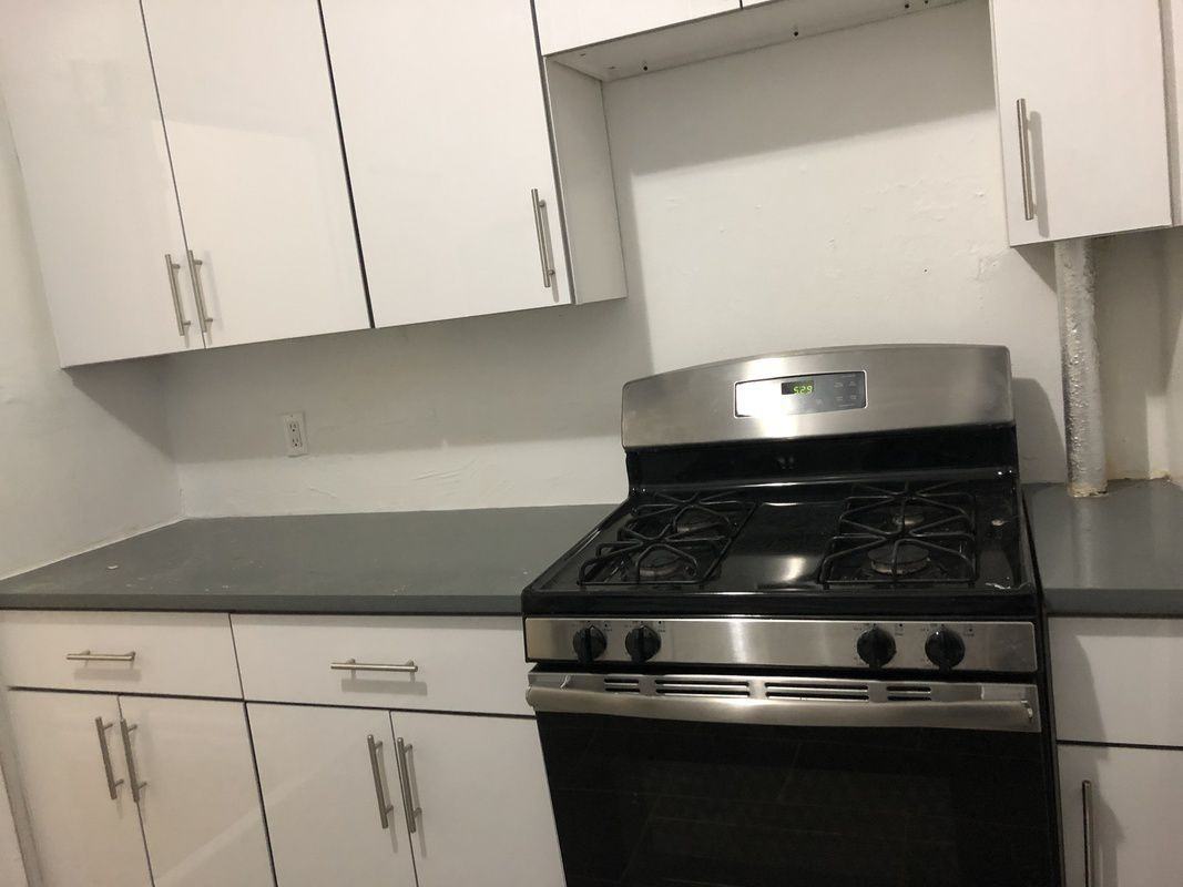 1112 Carroll Pl - Photo 2 of 2