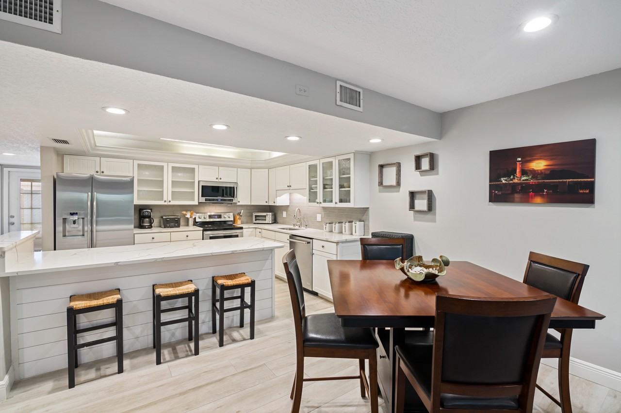 1708 Atlantic Street #4b - Photo 2 of 26