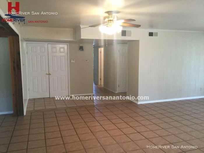 522 Cloudcroft Dr - Photo 2 of 17