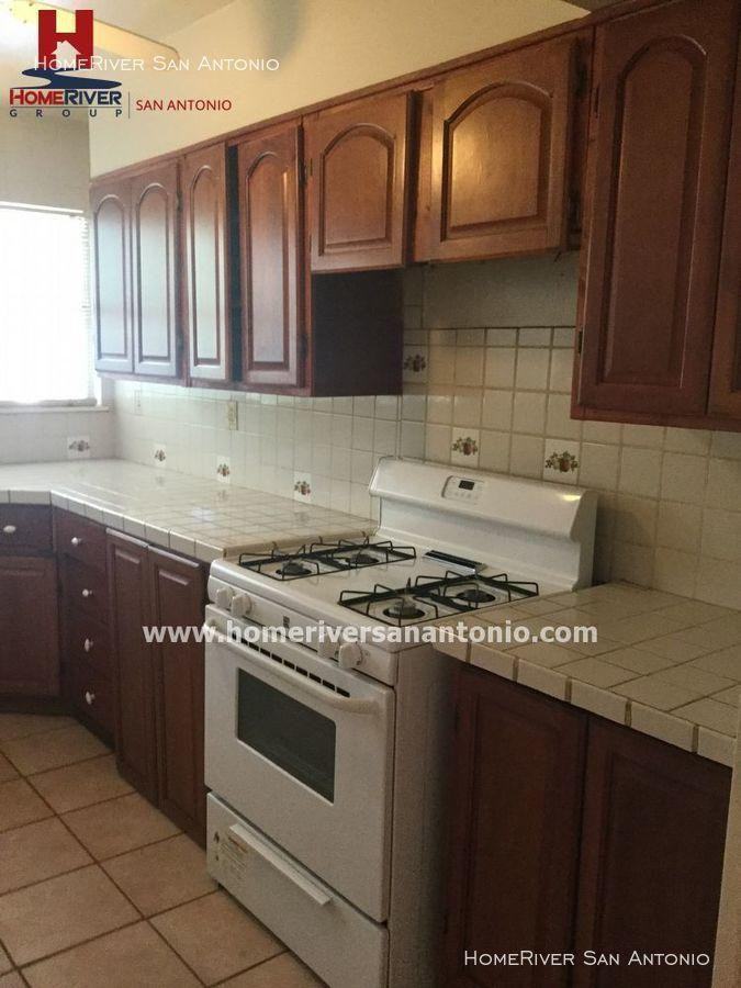 522 Cloudcroft Dr - Photo 3 of 17