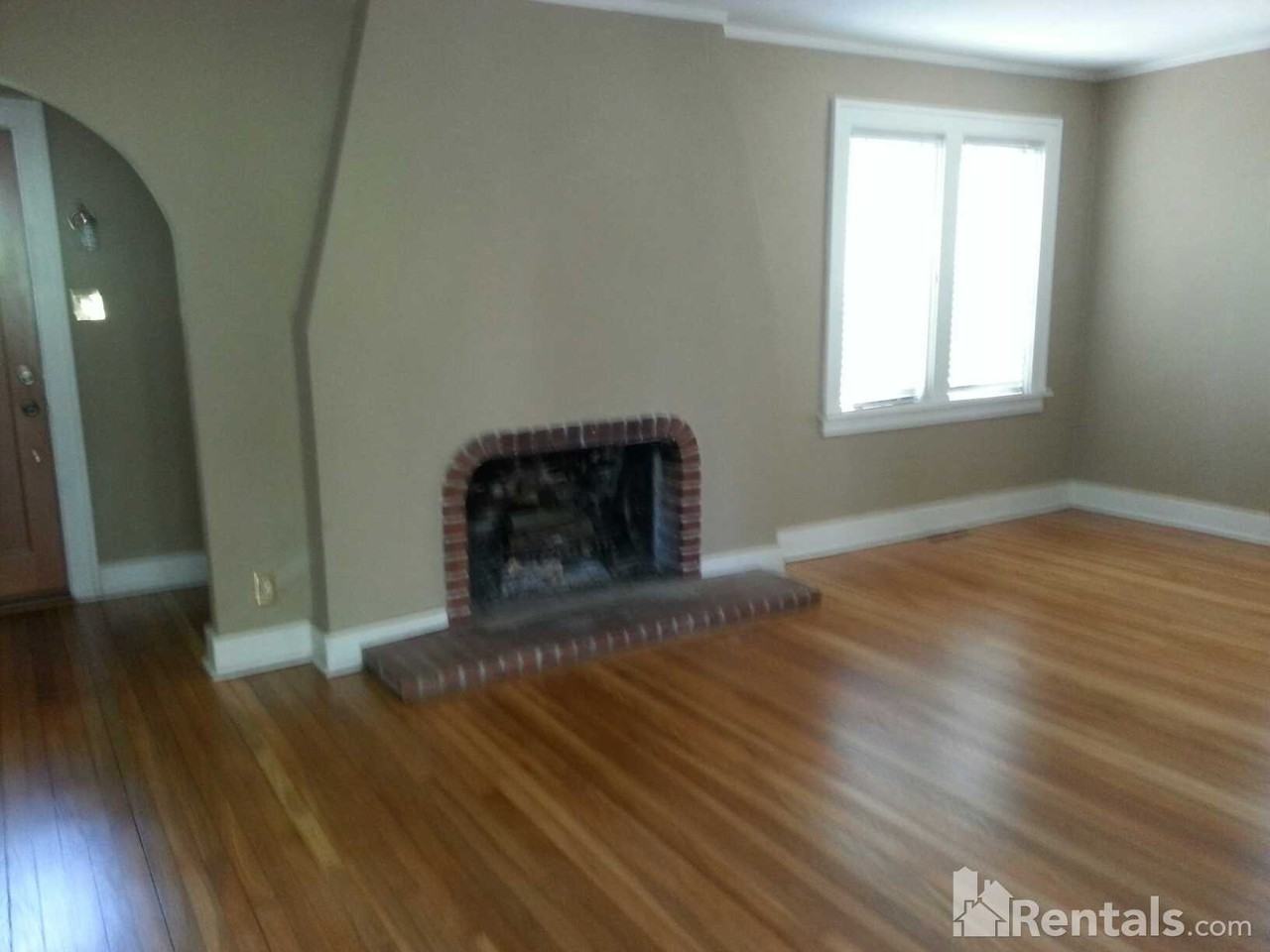 7152 Sni a Bar Rd - Photo 3 of 10