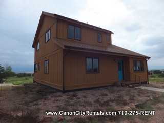 1938 15th St - Photo 2 of 23