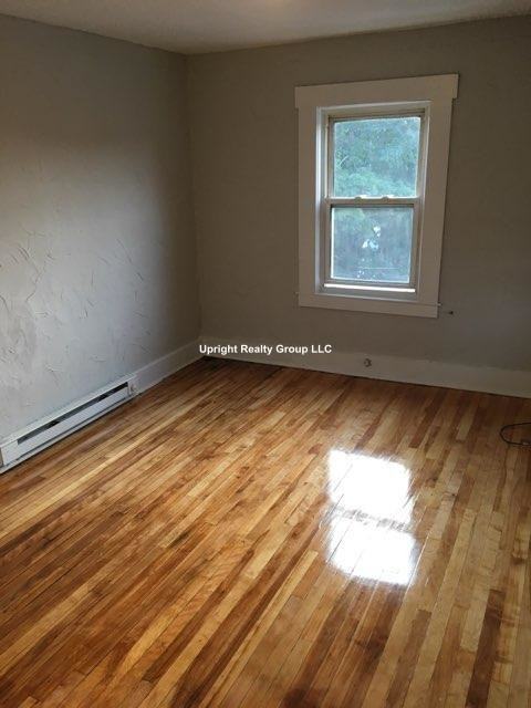 7 Bluff St. 1 - Photo 3 of 9