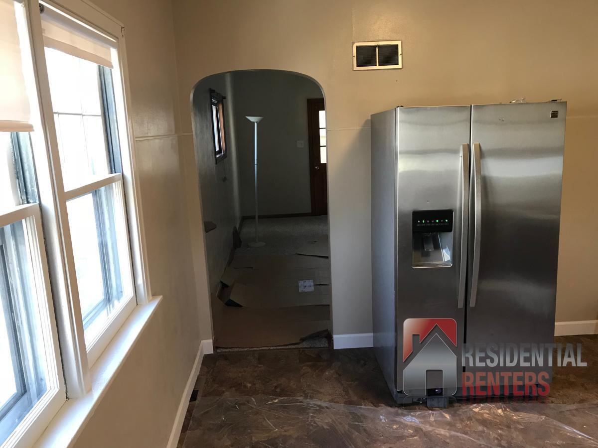 3809 South Pennsylvania Avenue - Photo 3 of 10