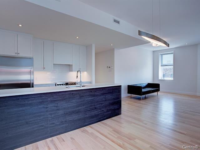 1452 Avenue du Mont-Royal Est #3 - Photo 2 of 16