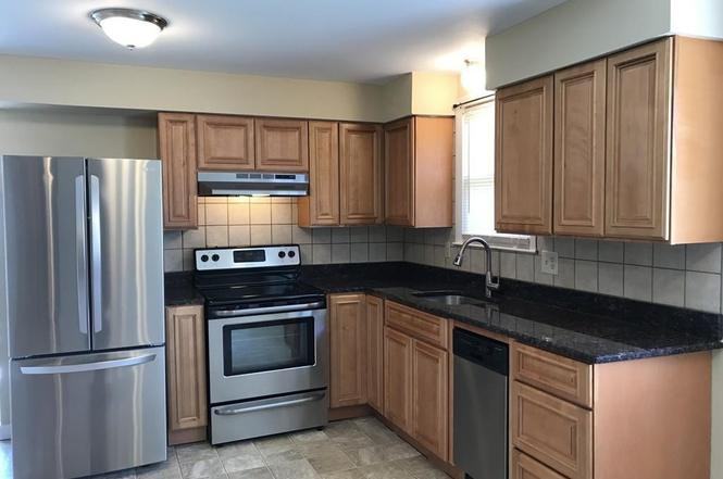 27 Lanark St - Photo 2 of 4