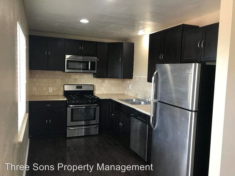 3916 Ortiz Ct NE #C - Photo 3 of 6