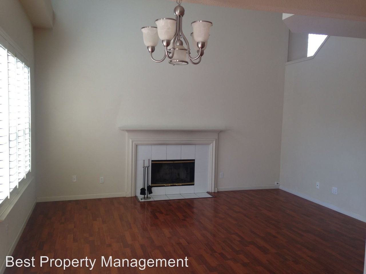 1160 Chaucer Dr - Photo 3 of 12